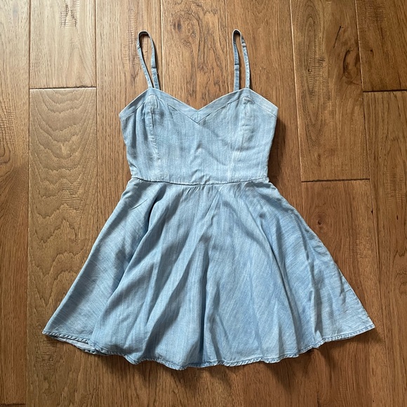 Aritzia Dresses & Skirts - Aritzia Talula Lapinski Skater Dress in Chambray